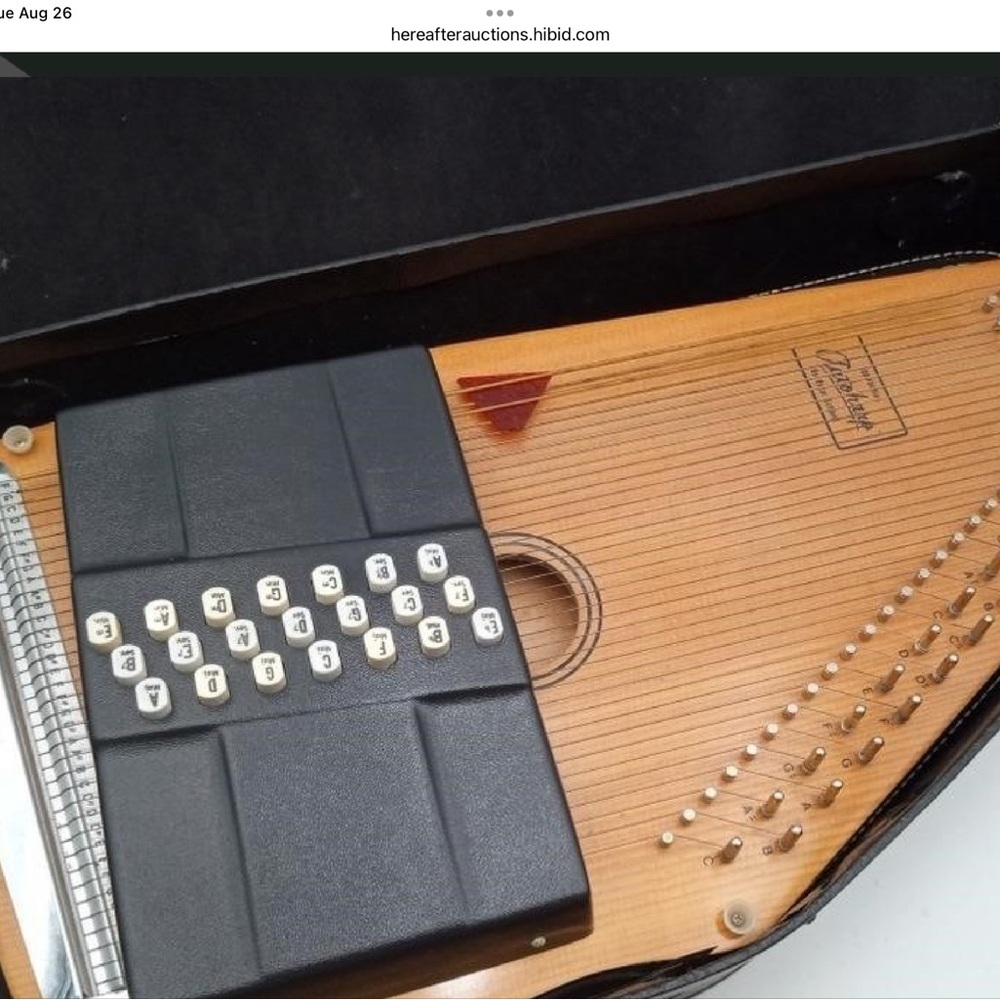 Oscar Schmidt Autoharp - Natural Wood Finish - Picture 7 of 14